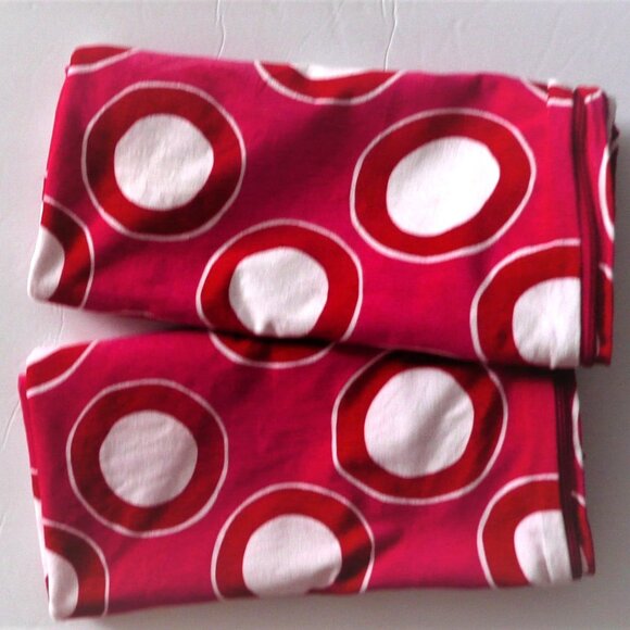 2 Ikea Hedda Cirkel Pillow Cushion Covers Red Velvet White Circles Home Decor - Picture 2 of 6
